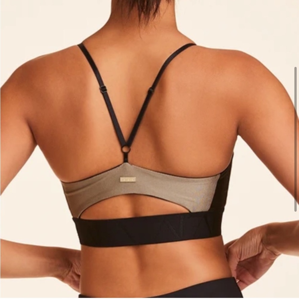Alala set sports bra + leggings black gold